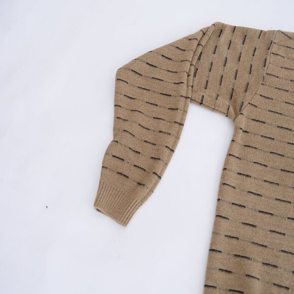 Vintage Pierre Cardin Taupe Tan Fine Knit 3D Eclectic Grandpa Crew Neck Sweater - Picture 7 of 8